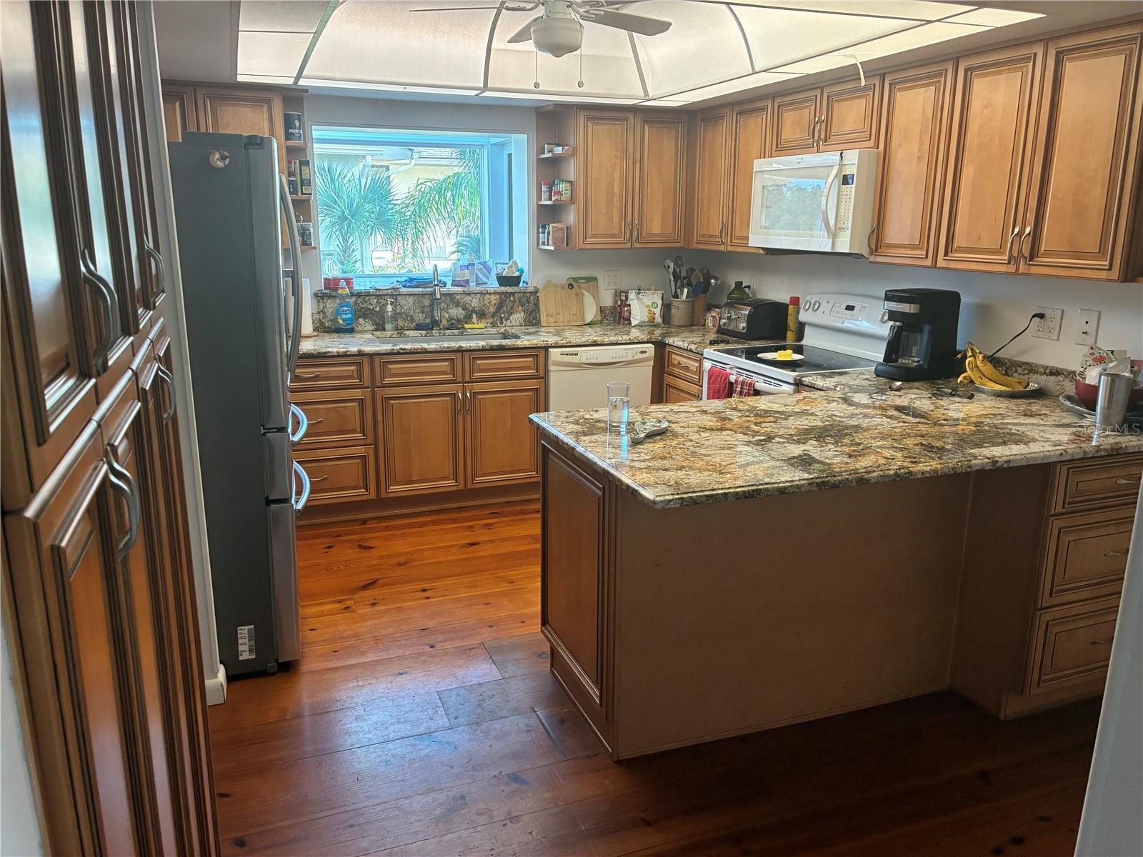 Image 5 of 25 For 116 Oakmont Lane