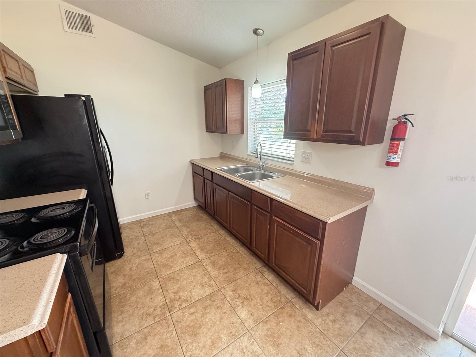 Image 4 of 16 For 8 Berry Drive