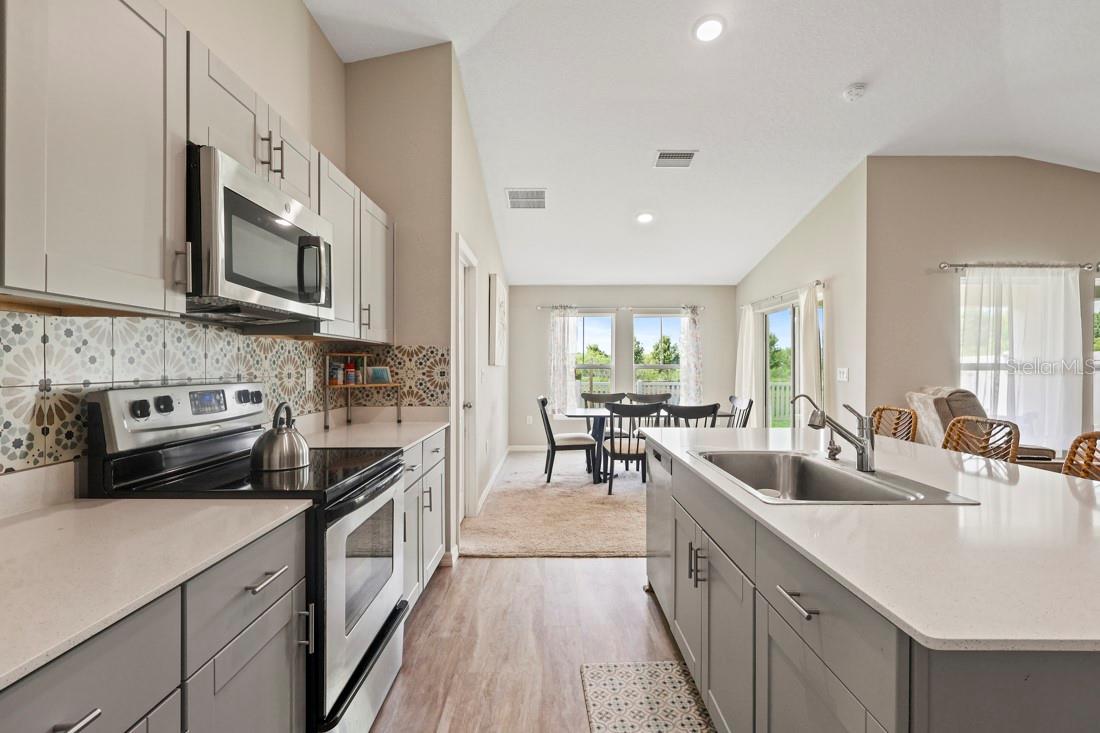Image 6 of 30 For 4444 Quartz Court