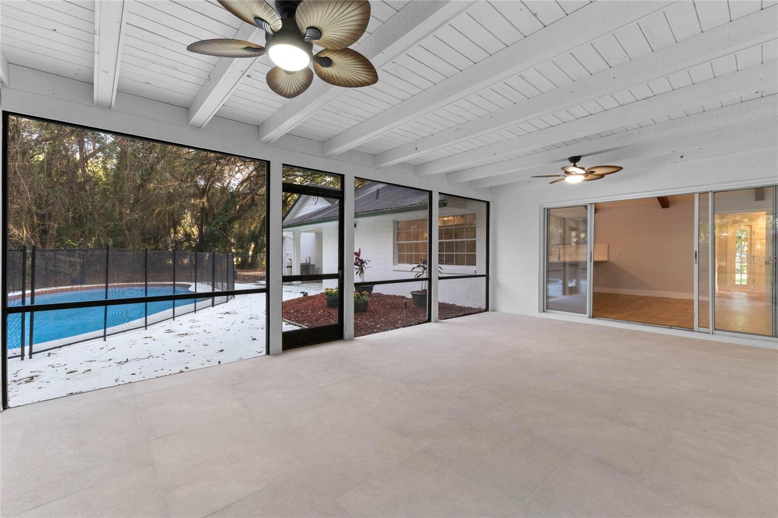 Image 33 of 47 For 140 Sweet Bay Circle
