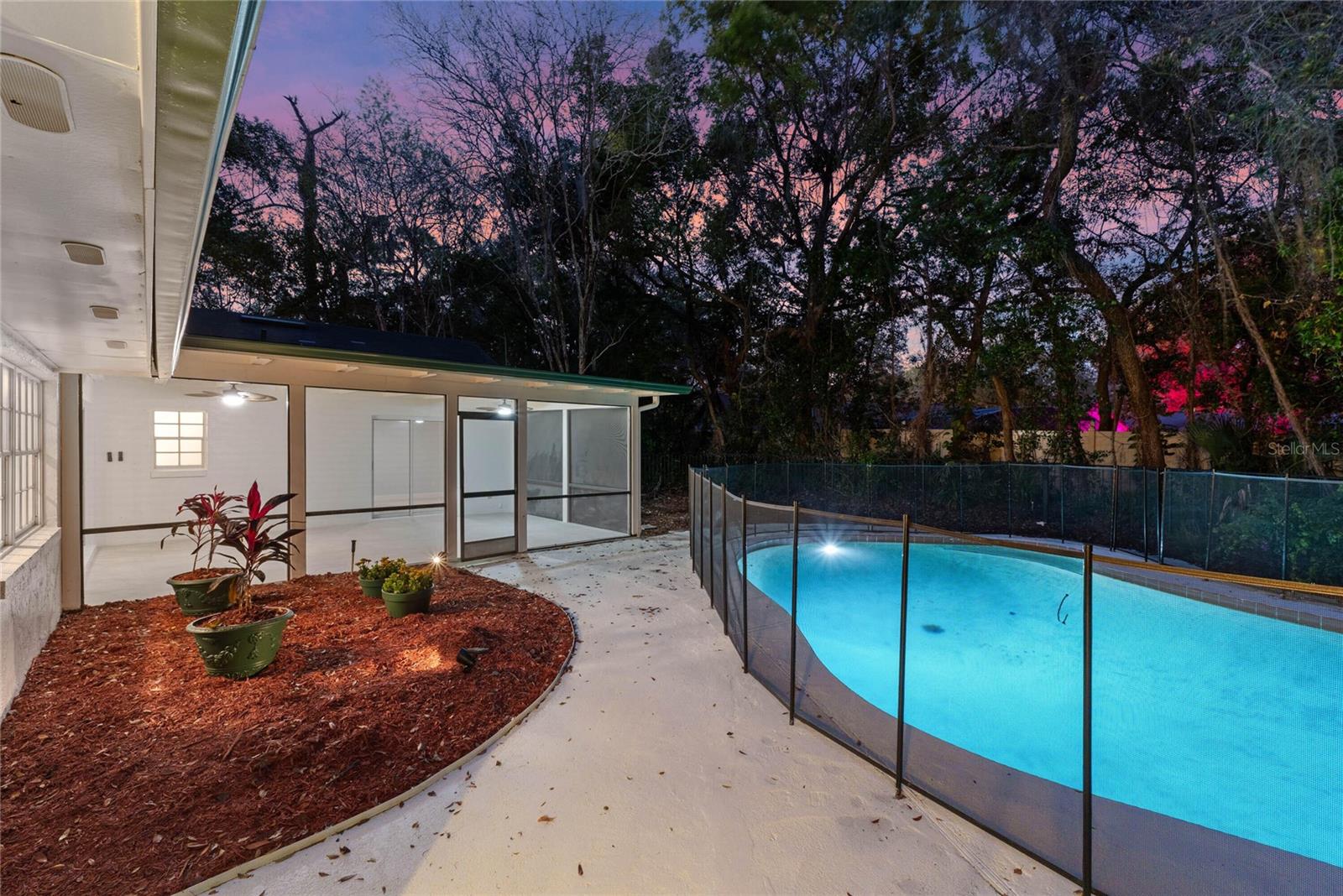 Image 34 of 47 For 140 Sweet Bay Circle