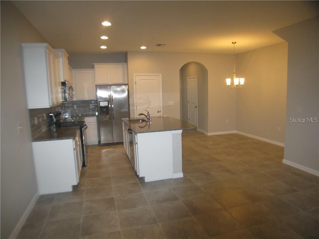 Image 3 of 21 For 2607 Midnight Pearl Drive