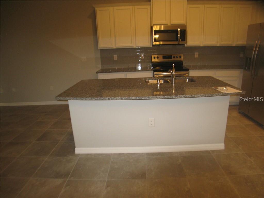 Image 4 of 21 For 2607 Midnight Pearl Drive
