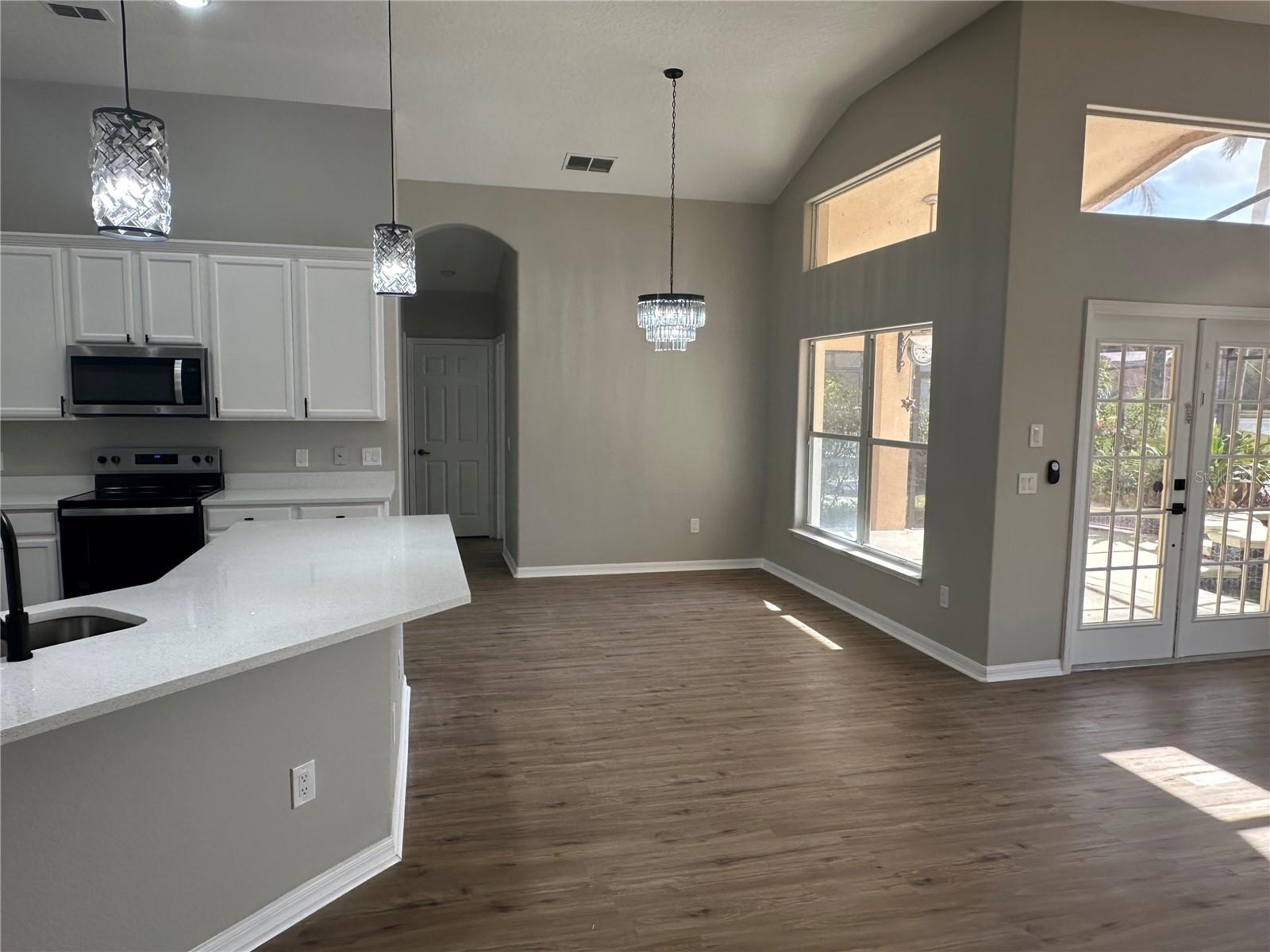 Image 12 of 29 For 10446 Stone Glen Drive