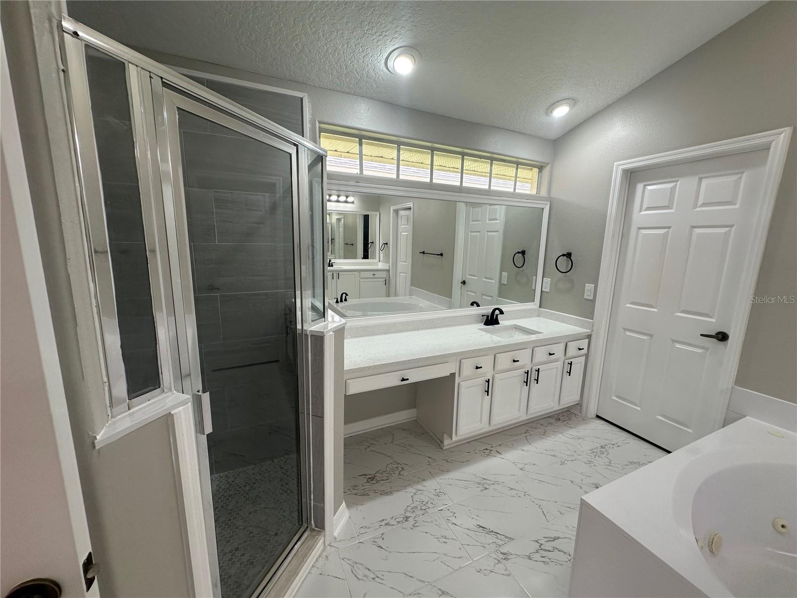 Image 23 of 29 For 10446 Stone Glen Drive