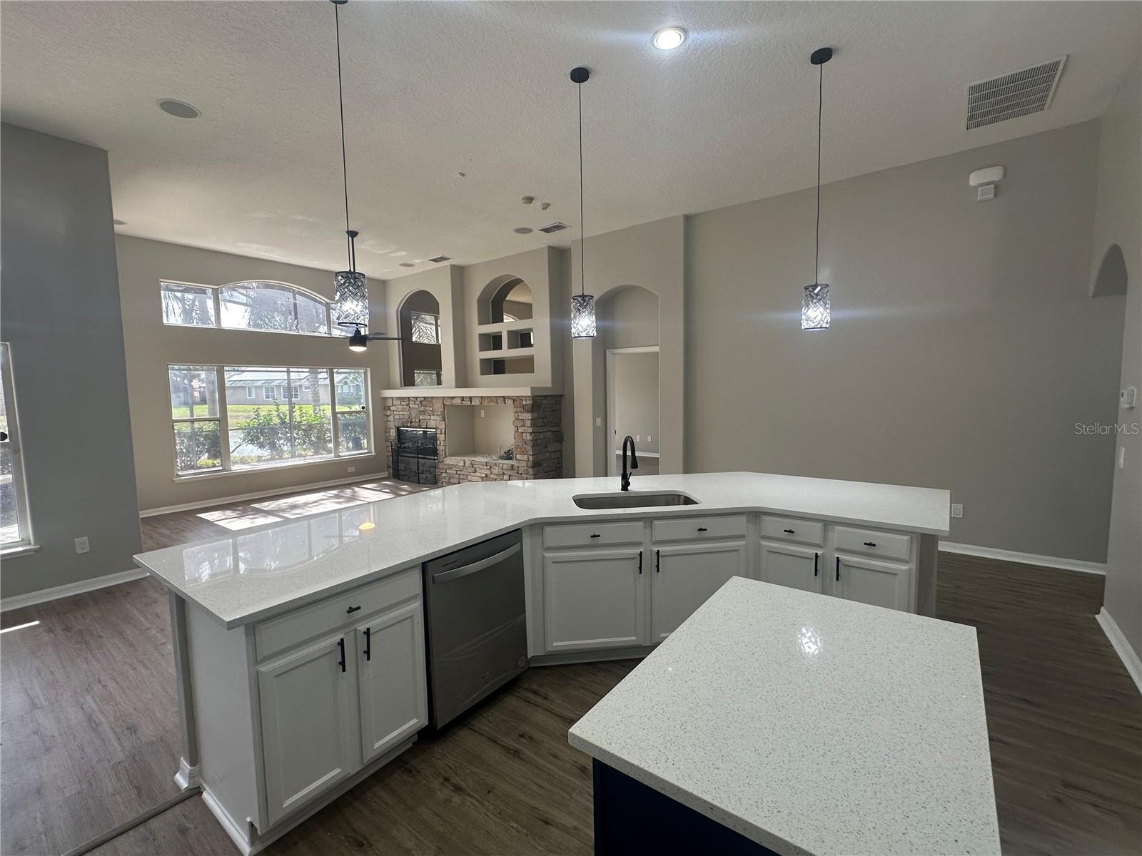 Image 9 of 29 For 10446 Stone Glen Drive
