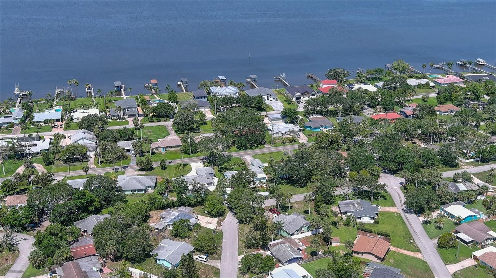Image 40 of 48 For 60 Palmetto Drive