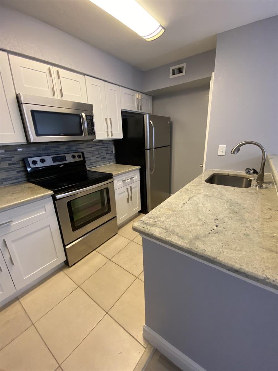 Image 2 of 20 For 5124 Park Central Drive 513