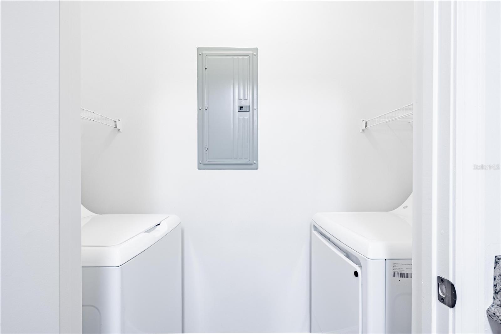 Image 13 of 22 For 6421 Borasco Drive 3208