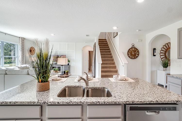Image 9 of 73 For 2767 House Finch Road