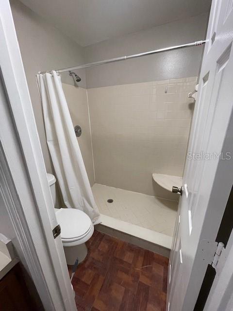 Image 10 of 13 For 2236 Stonington Avenue 2236