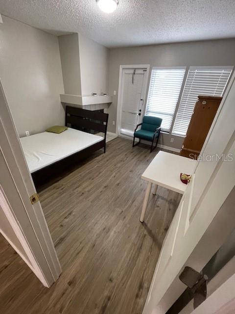 Image 12 of 13 For 2236 Stonington Avenue 2236
