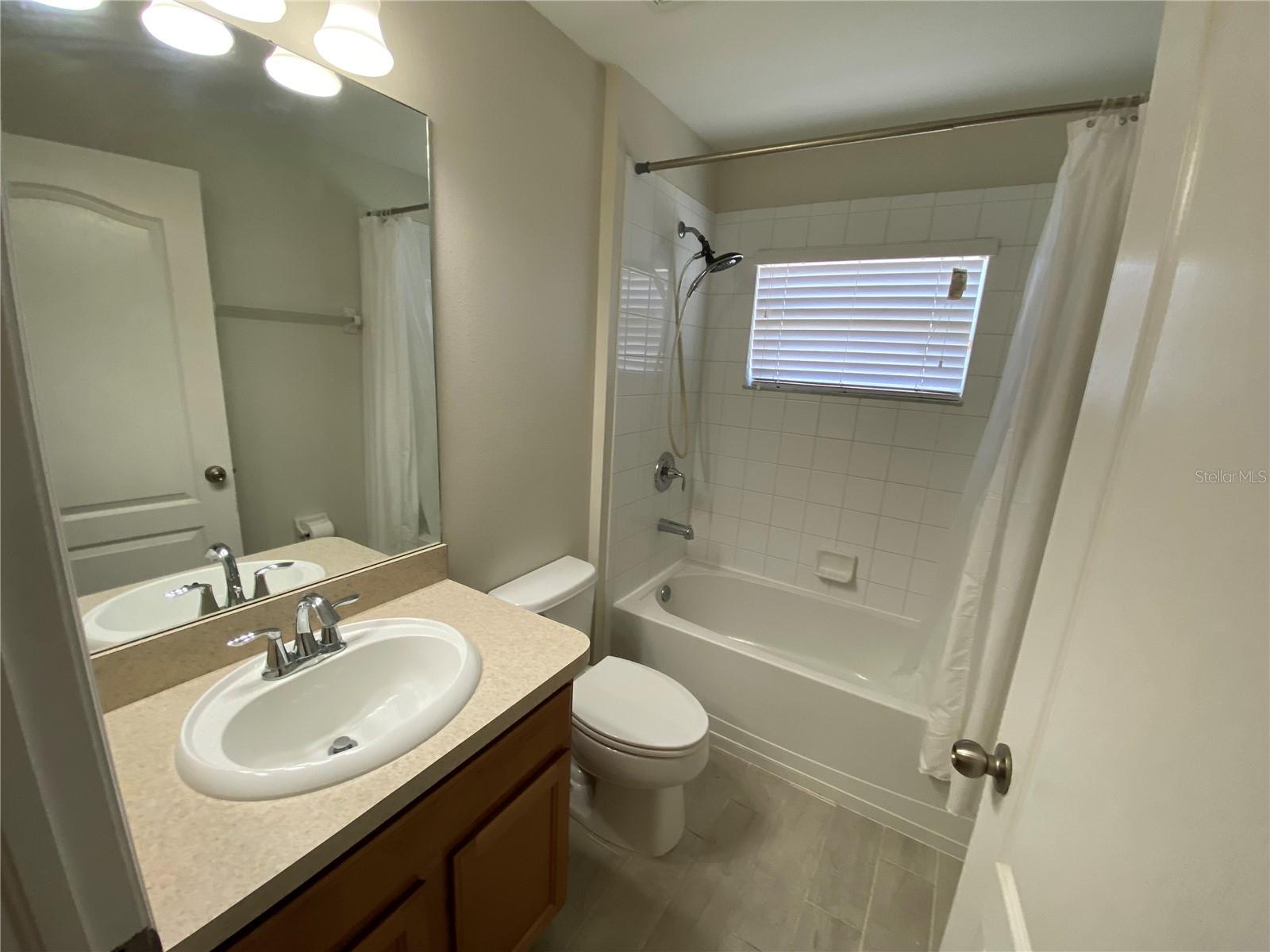 Image 11 of 15 For 816 Barrister Drive