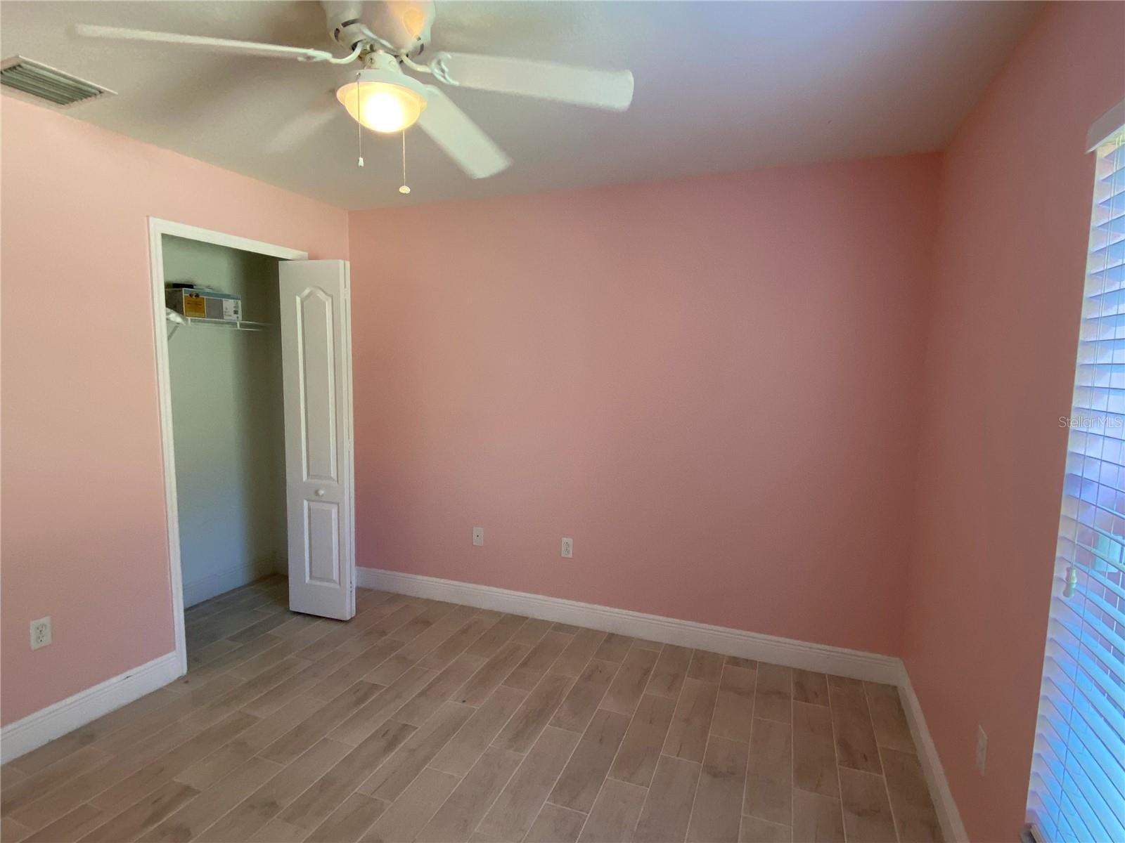 Image 13 of 15 For 816 Barrister Drive