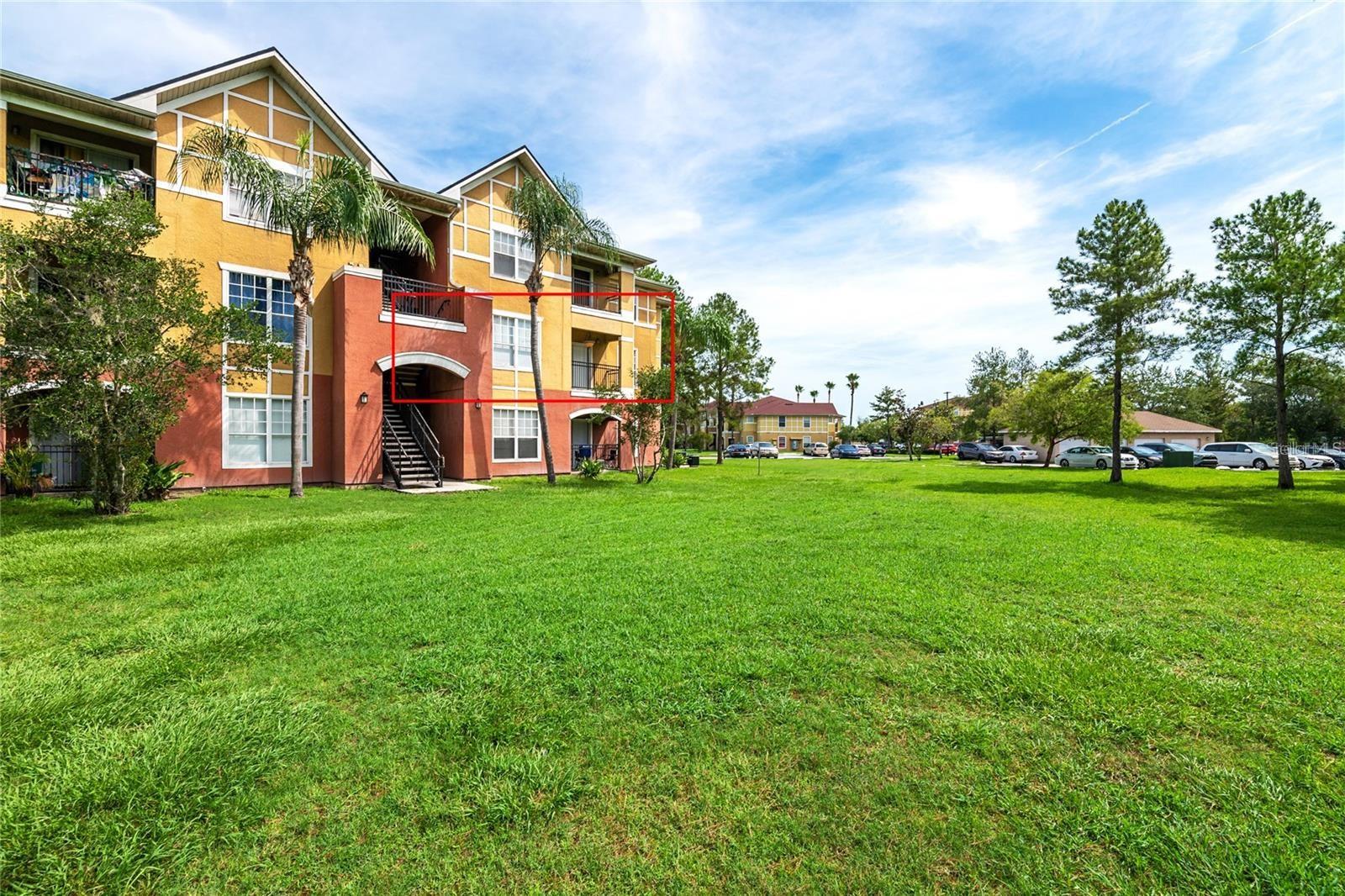 Image 3 of 26 For 5550 Pga Boulevard 5123