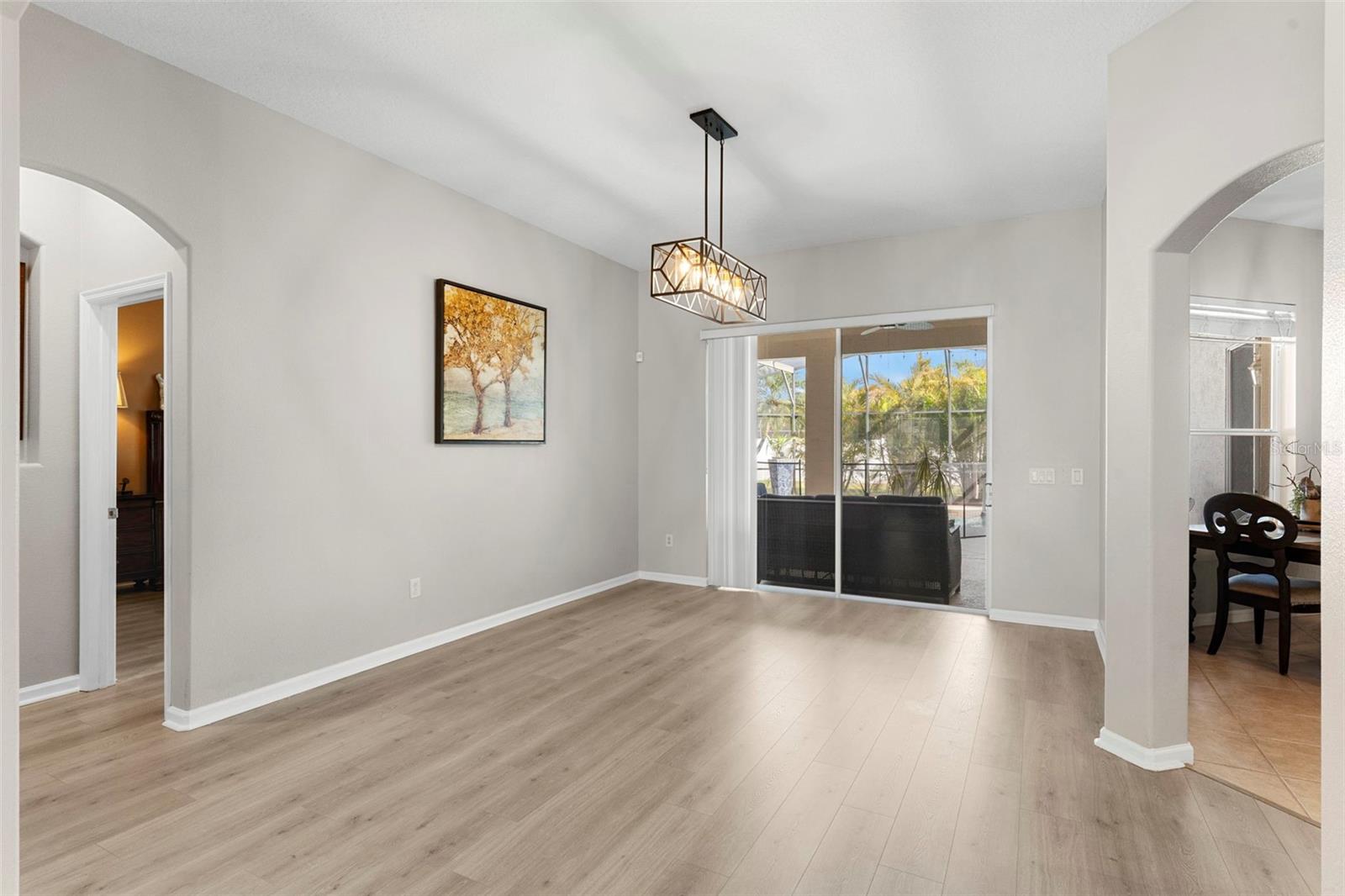 Image 13 of 43 For 2359 Baronsmede Court
