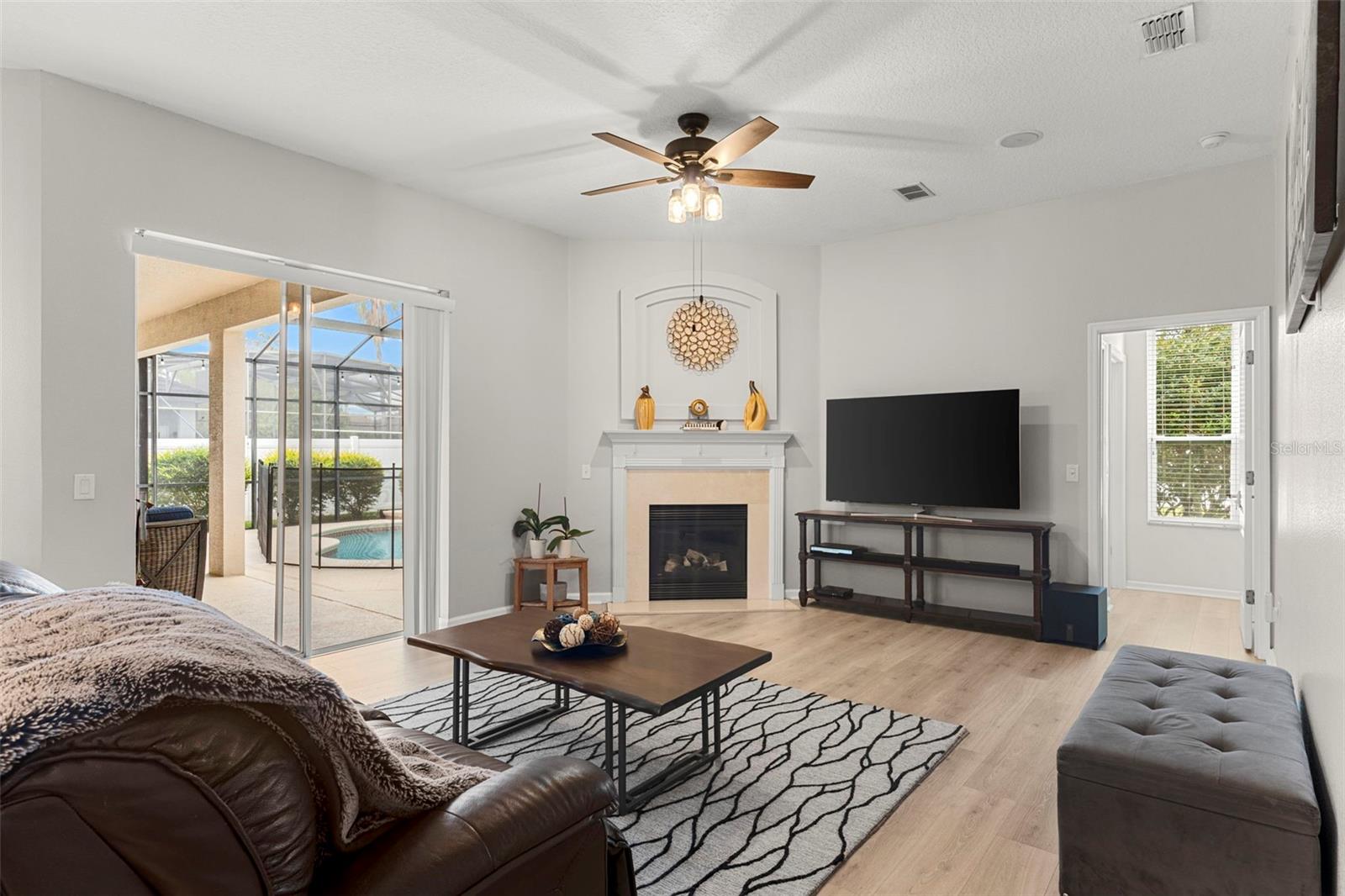 Image 17 of 43 For 2359 Baronsmede Court