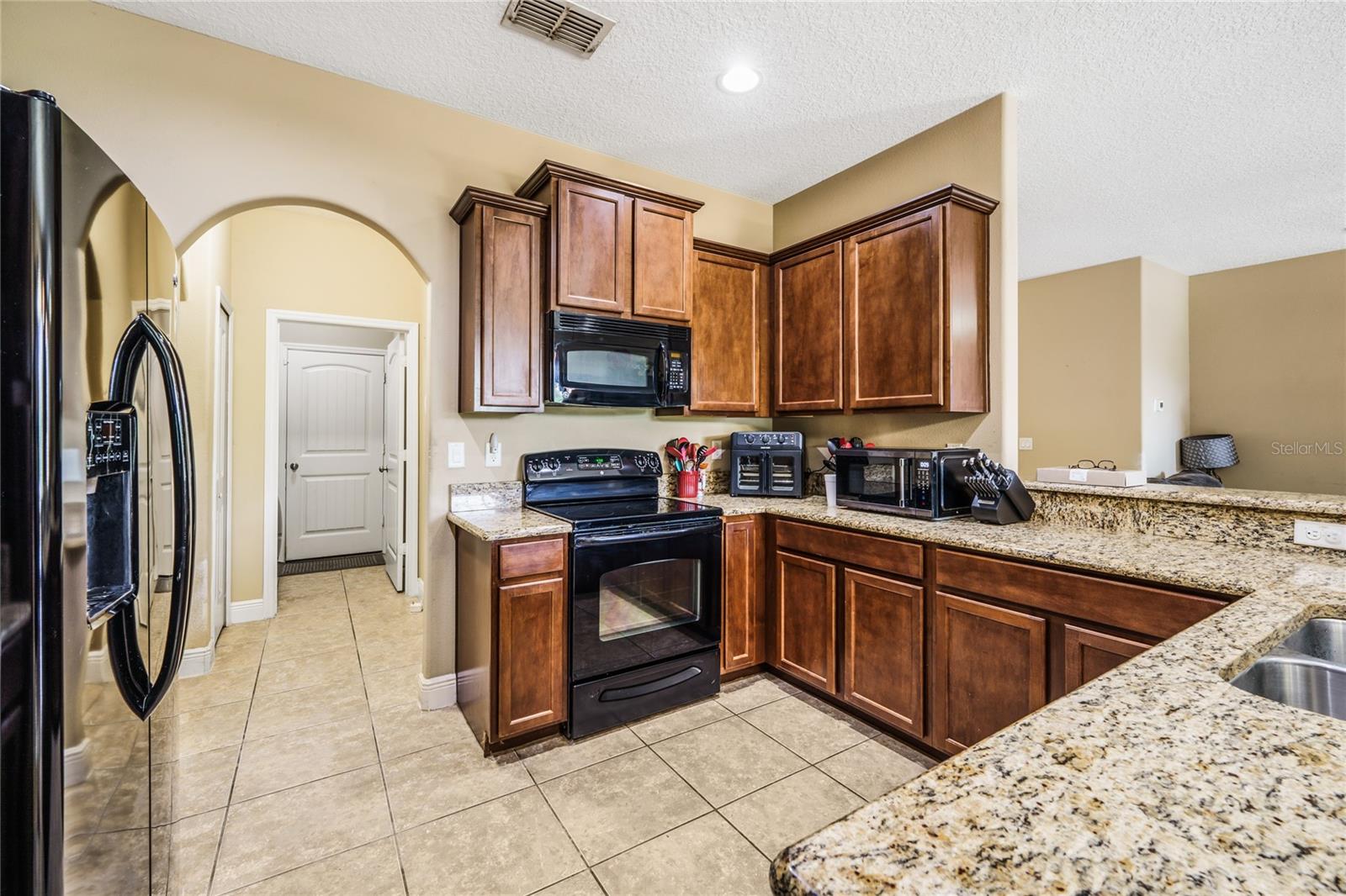 Image 10 of 31 For 969 Springs Landing Drive