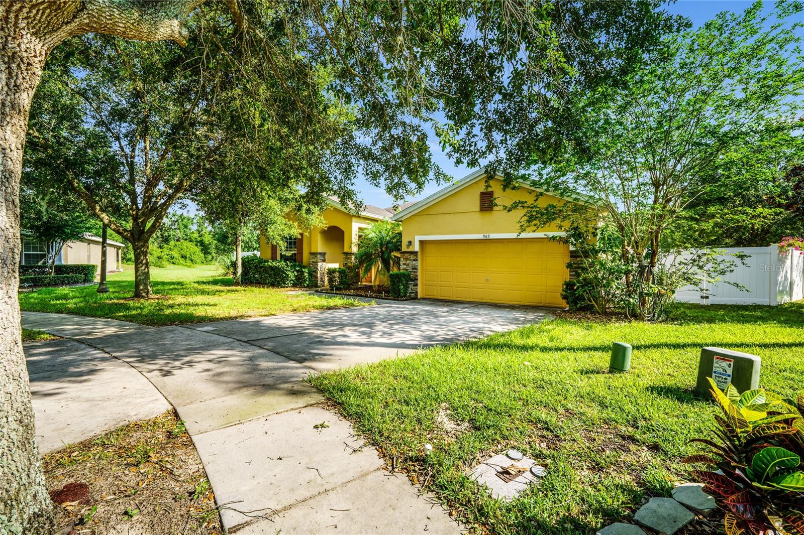Image 2 of 31 For 969 Springs Landing Drive