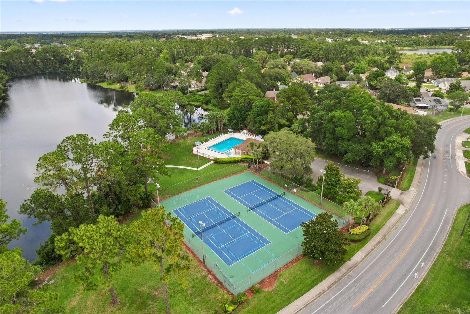 Image 15 of 16 For 189 Lakeside Circle