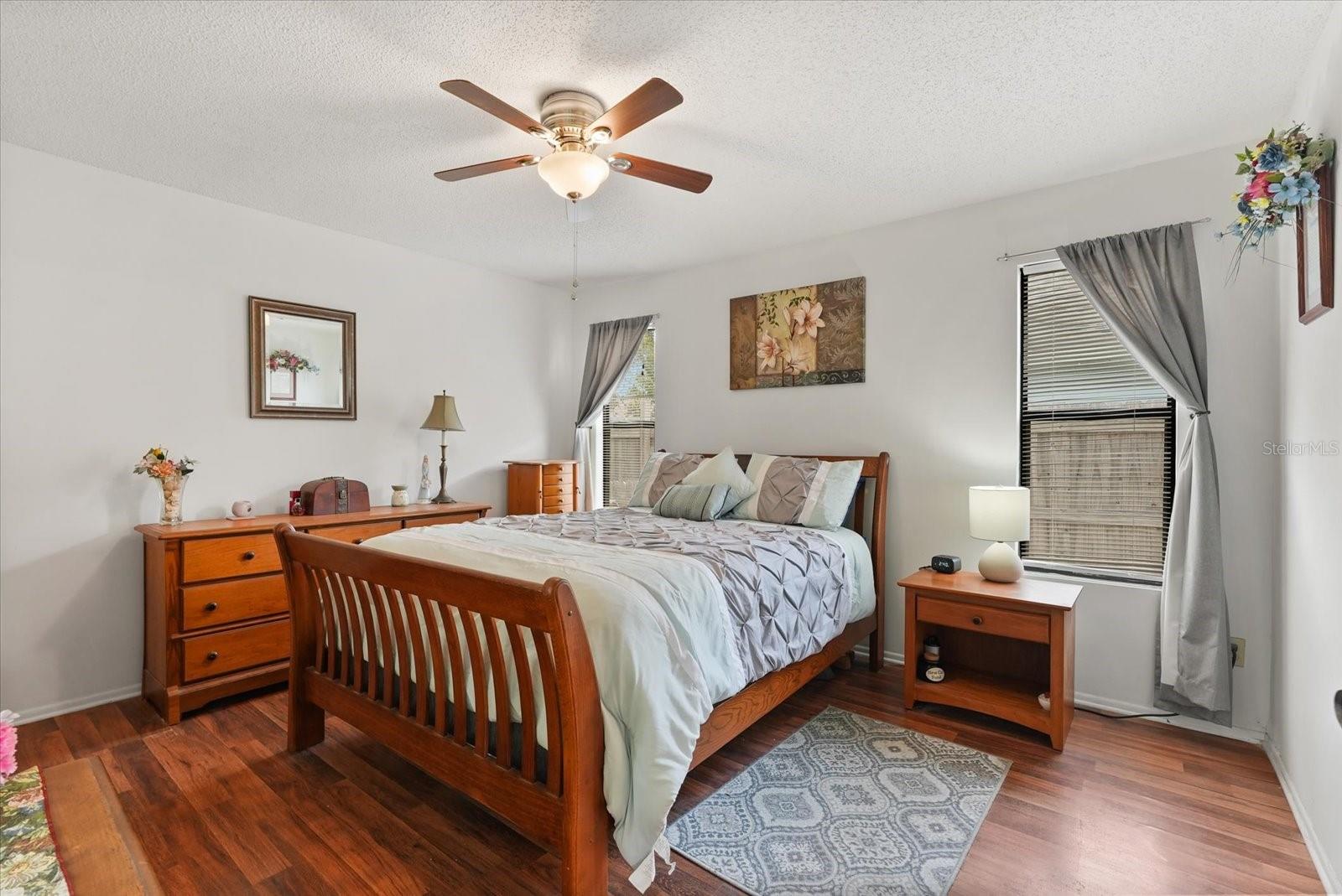 Image 7 of 16 For 189 Lakeside Circle