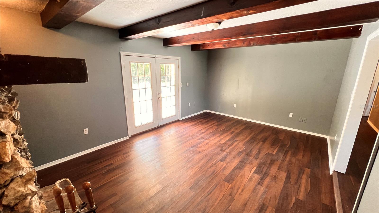 Image 14 of 39 For 1073 Leeward Drive
