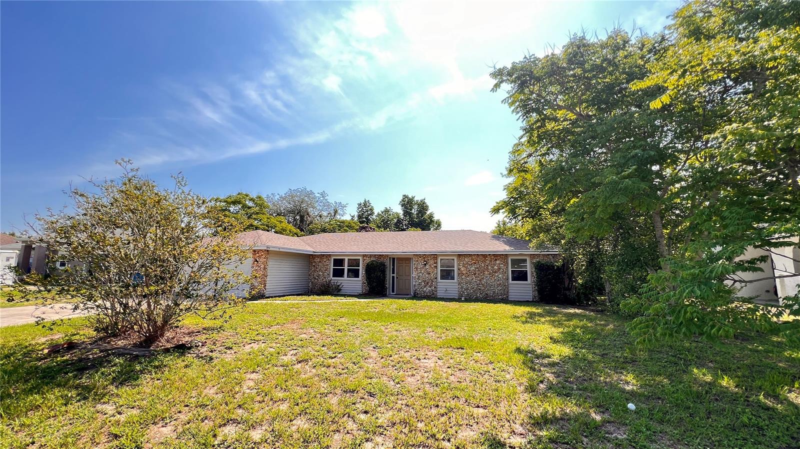 Image 3 of 39 For 1073 Leeward Drive