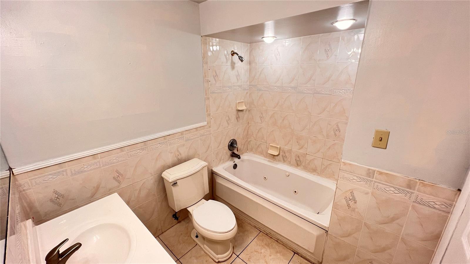 Image 32 of 39 For 1073 Leeward Drive