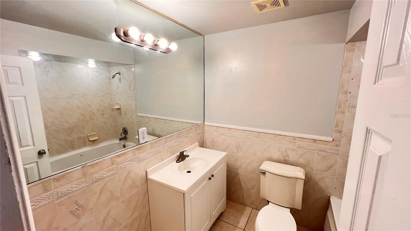 Image 33 of 39 For 1073 Leeward Drive