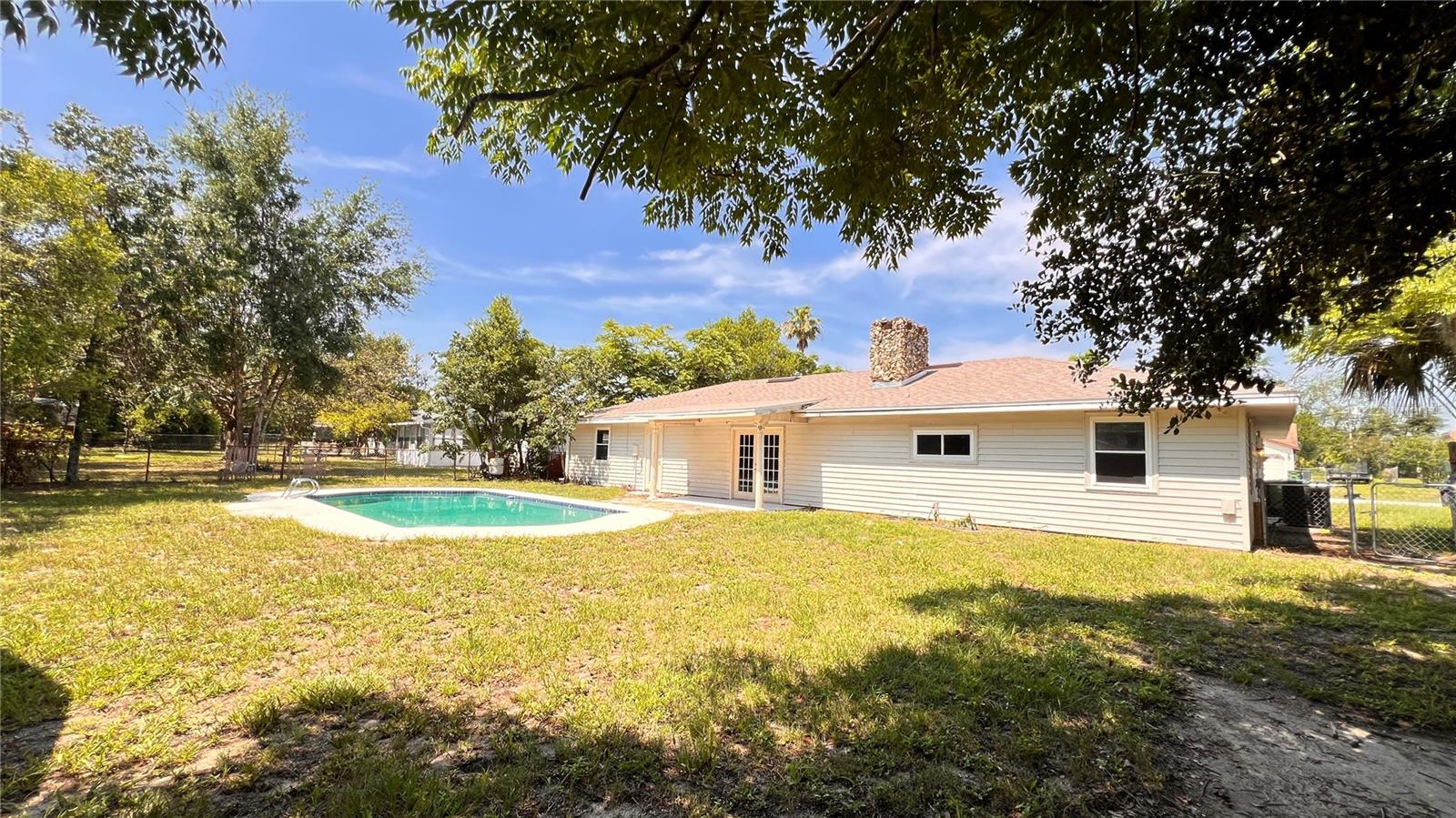 Image 4 of 39 For 1073 Leeward Drive