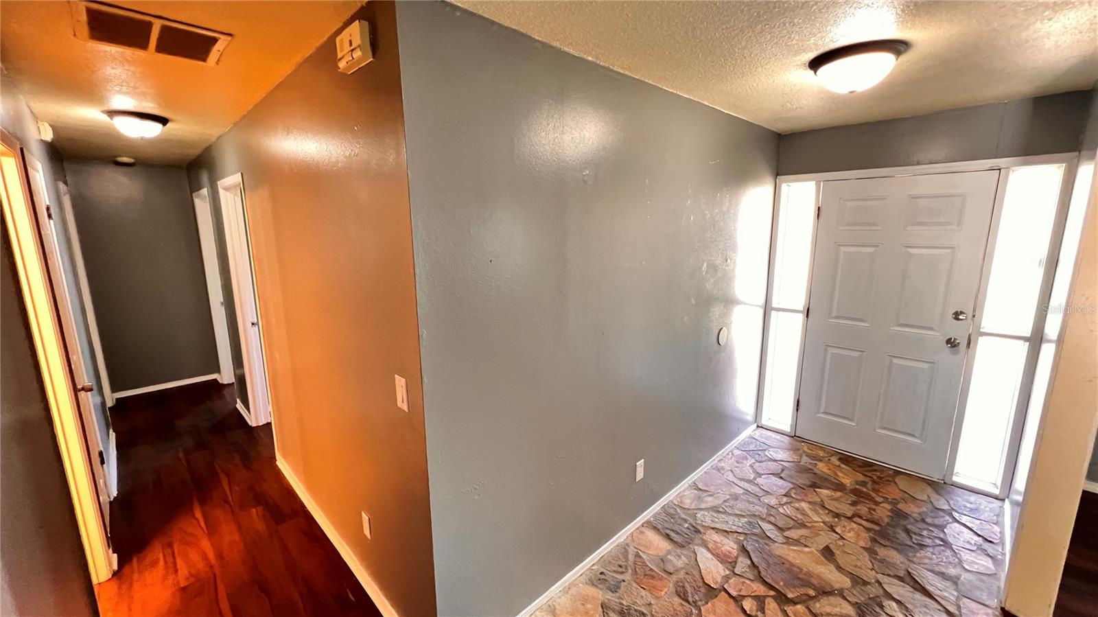 Image 9 of 39 For 1073 Leeward Drive