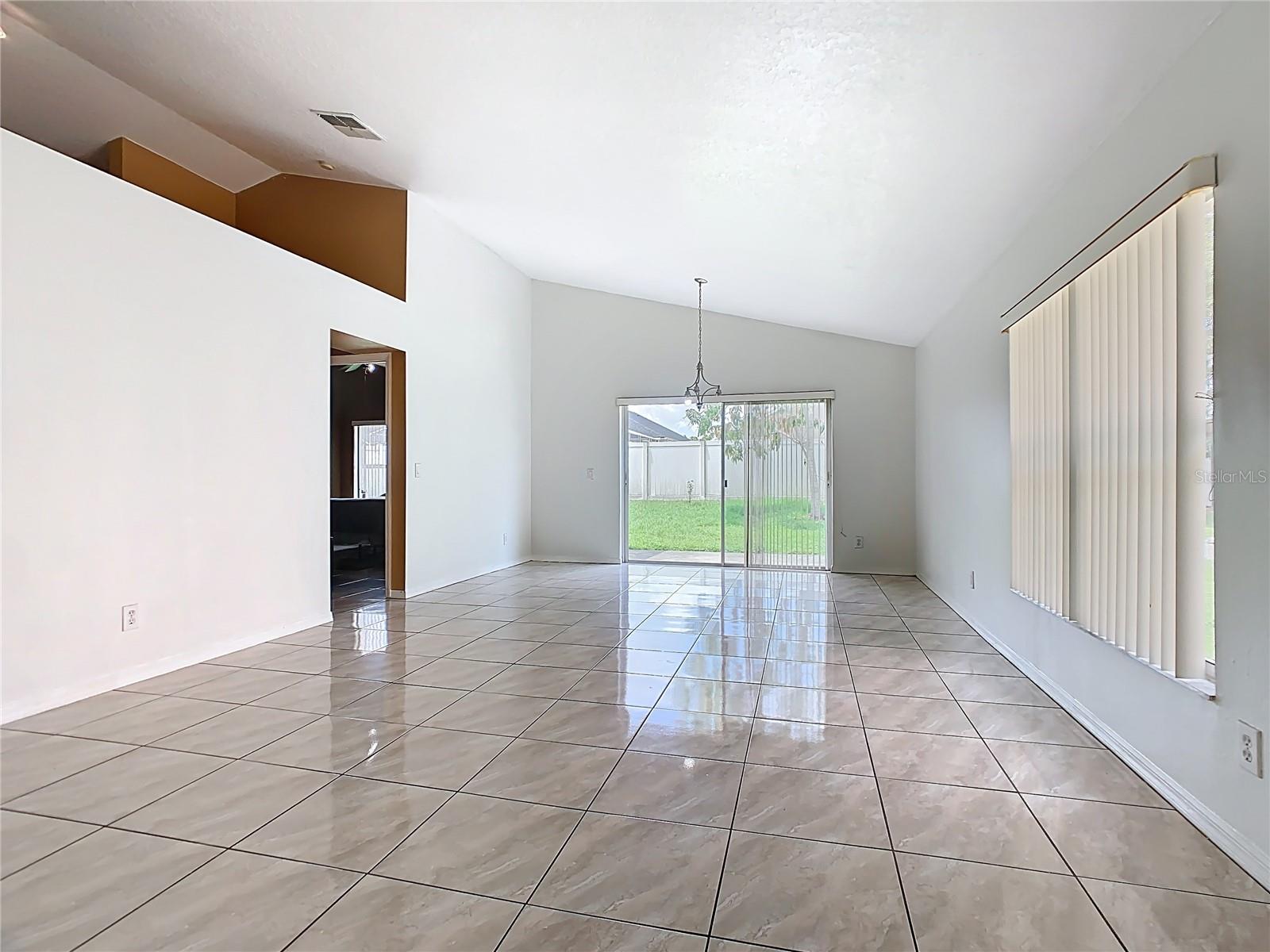 Image 4 of 16 For 2314 Cormorant Street