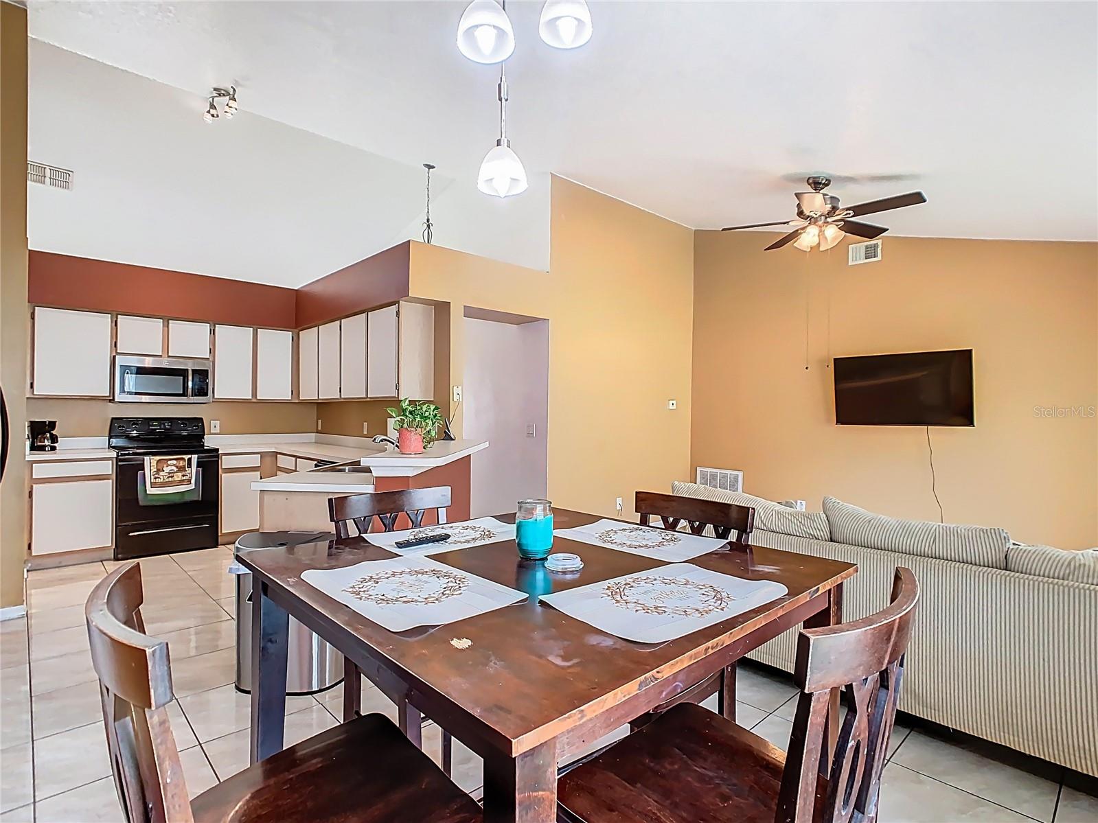 Image 7 of 16 For 2314 Cormorant Street