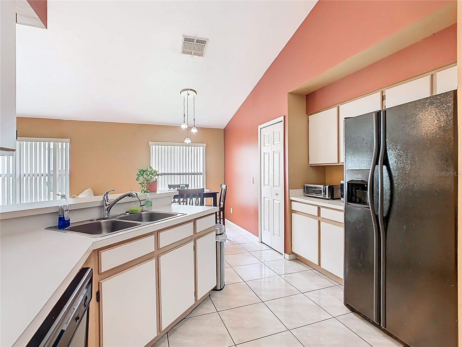 Image 9 of 16 For 2314 Cormorant Street