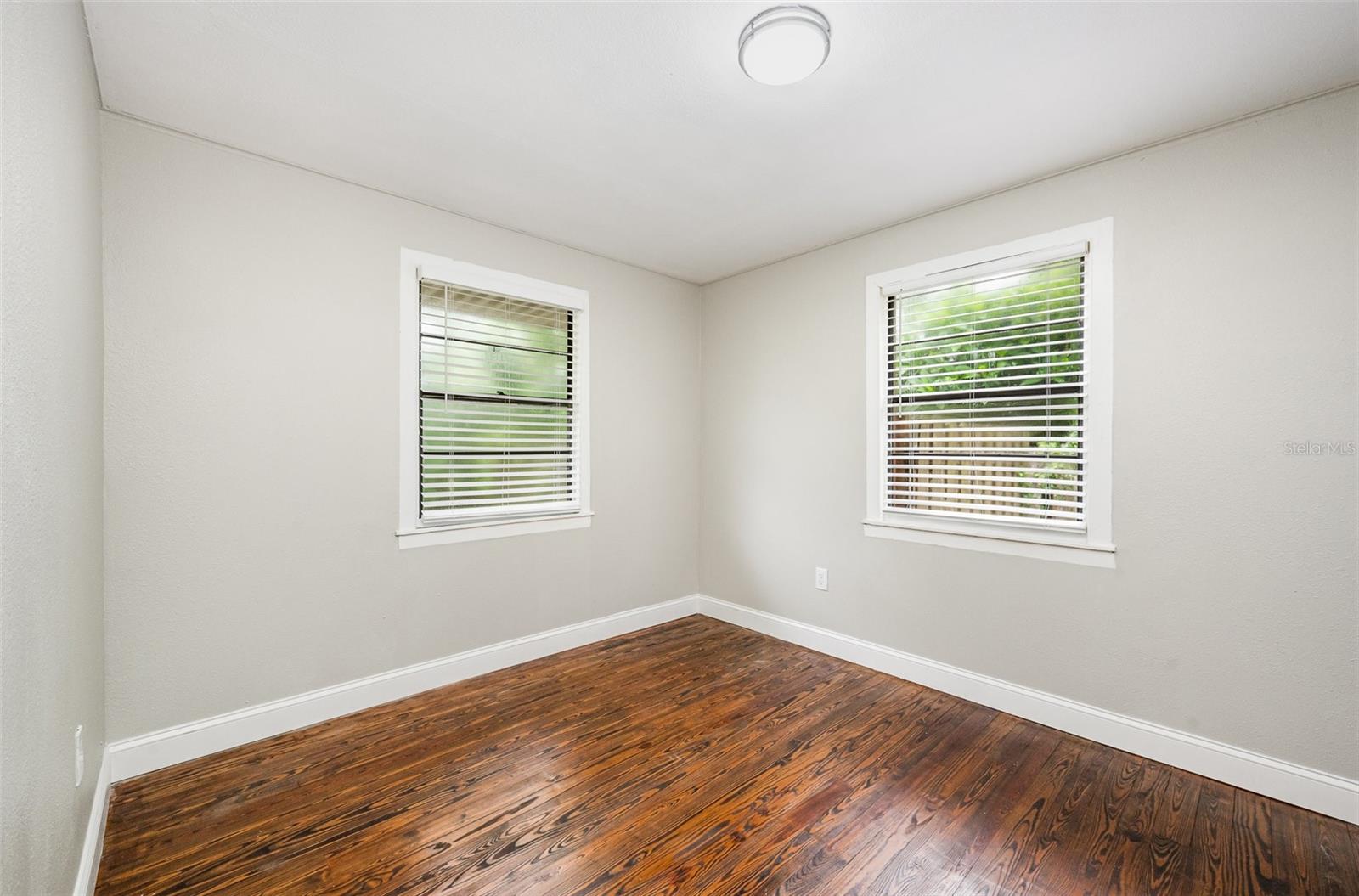 Image 15 of 22 For 129 Alhambra Street