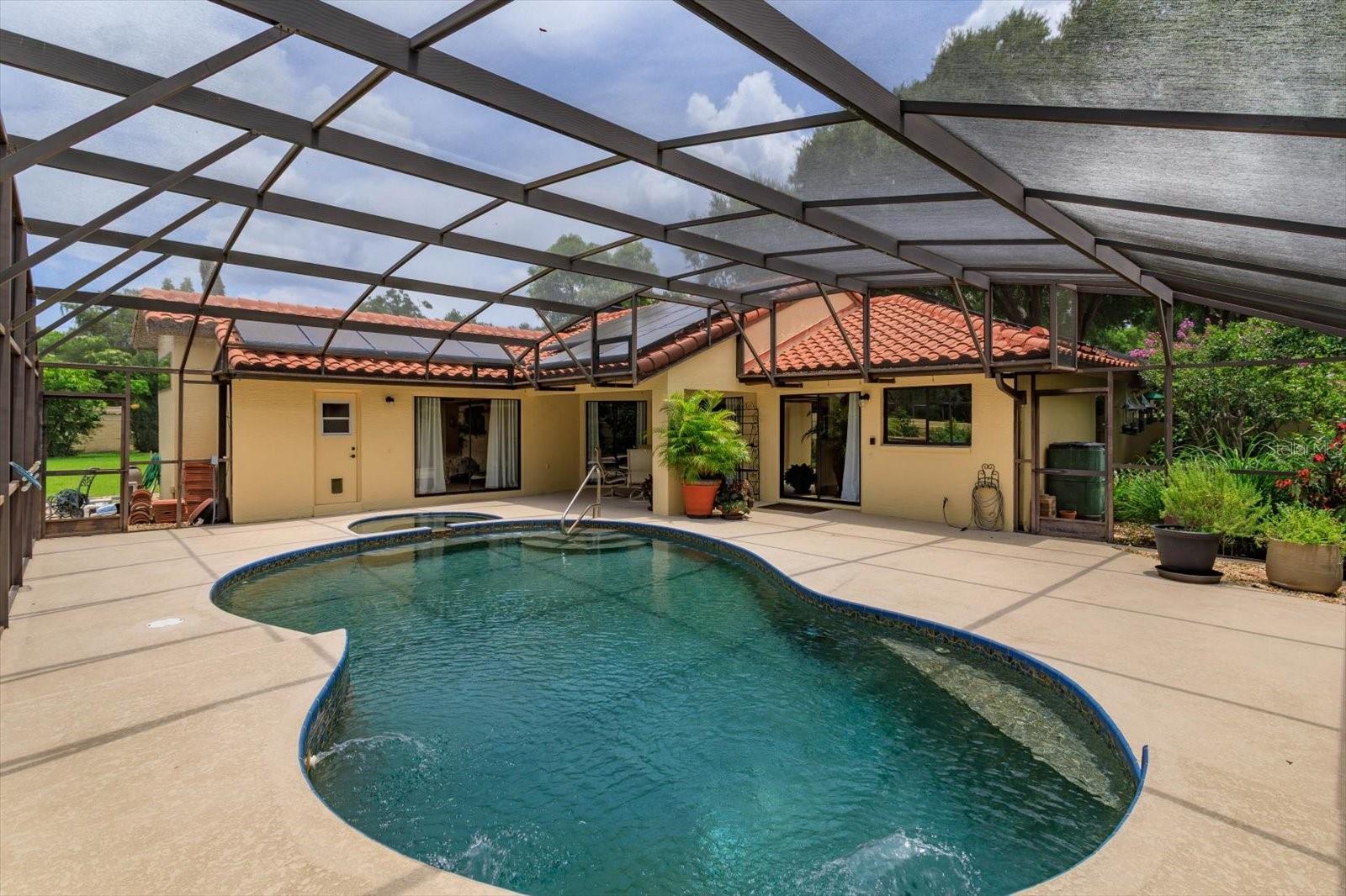 Image 25 of 34 For 8143 Terragona Ct