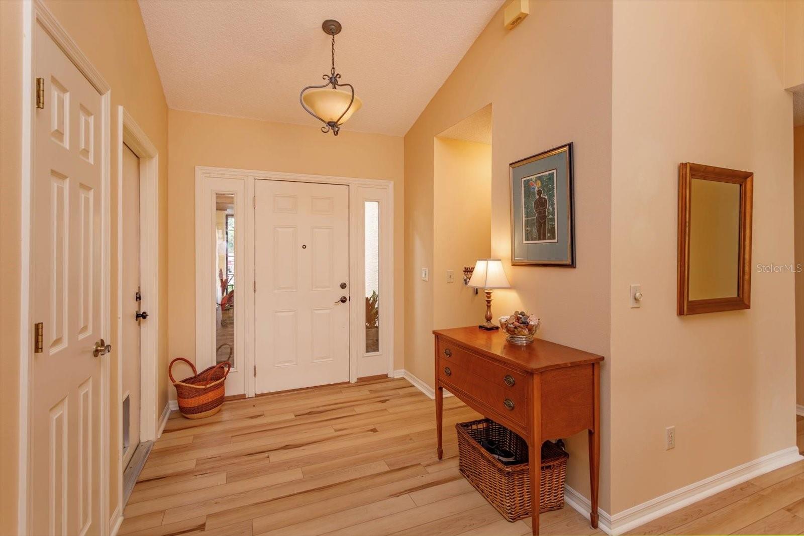 Image 4 of 34 For 8143 Terragona Ct