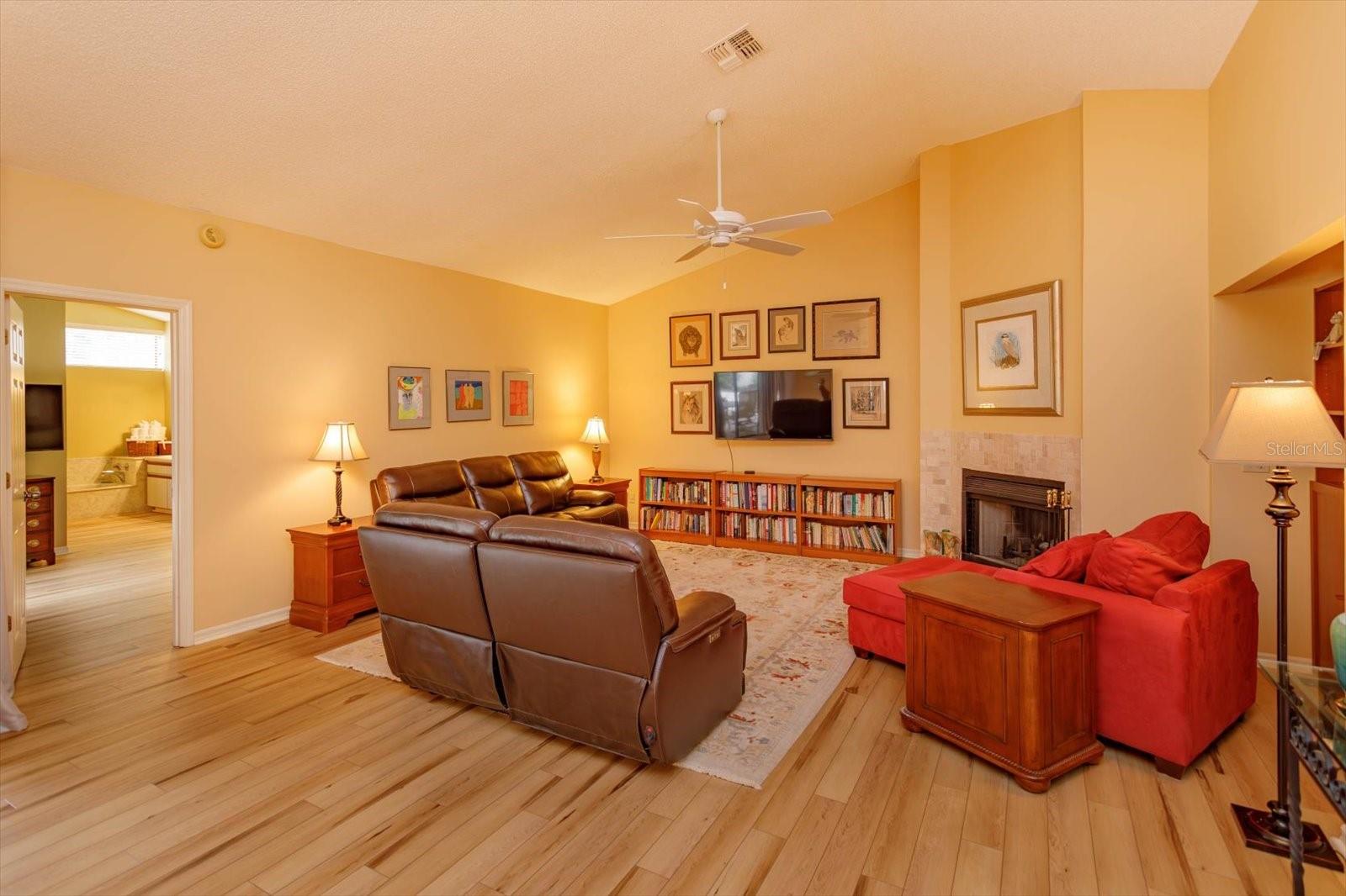 Image 5 of 34 For 8143 Terragona Ct
