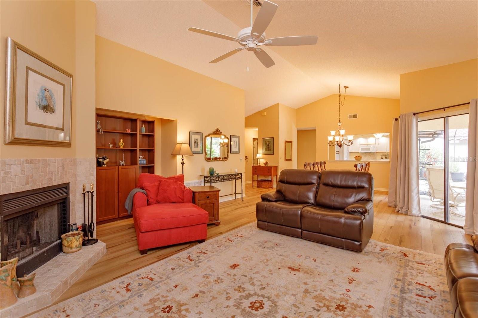 Image 7 of 34 For 8143 Terragona Ct
