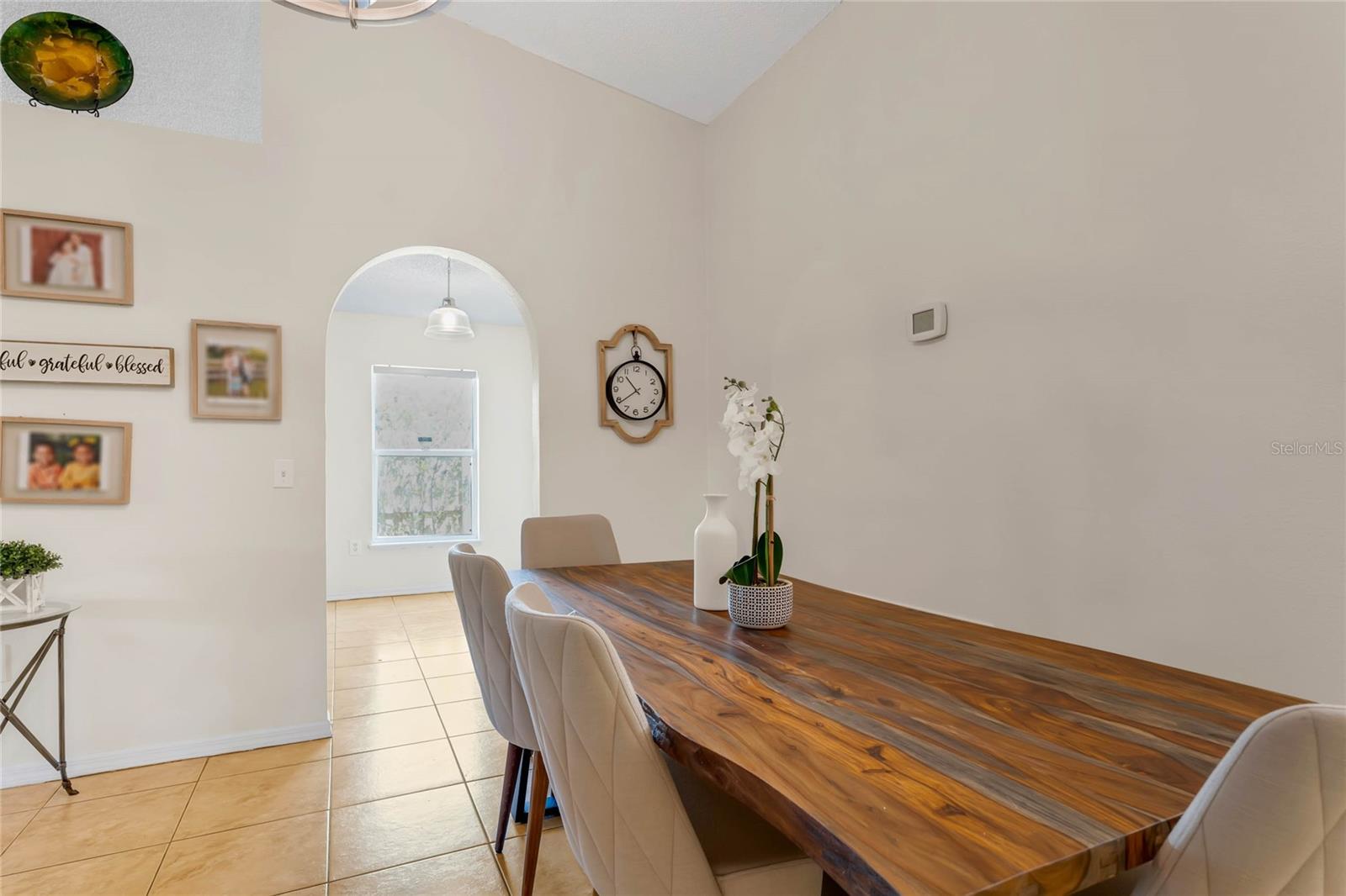 Image 13 of 21 For 342 Pleasant Gardens Drive