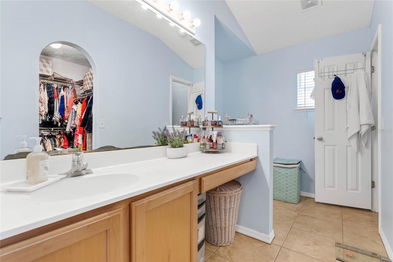 Image 16 of 21 For 342 Pleasant Gardens Drive