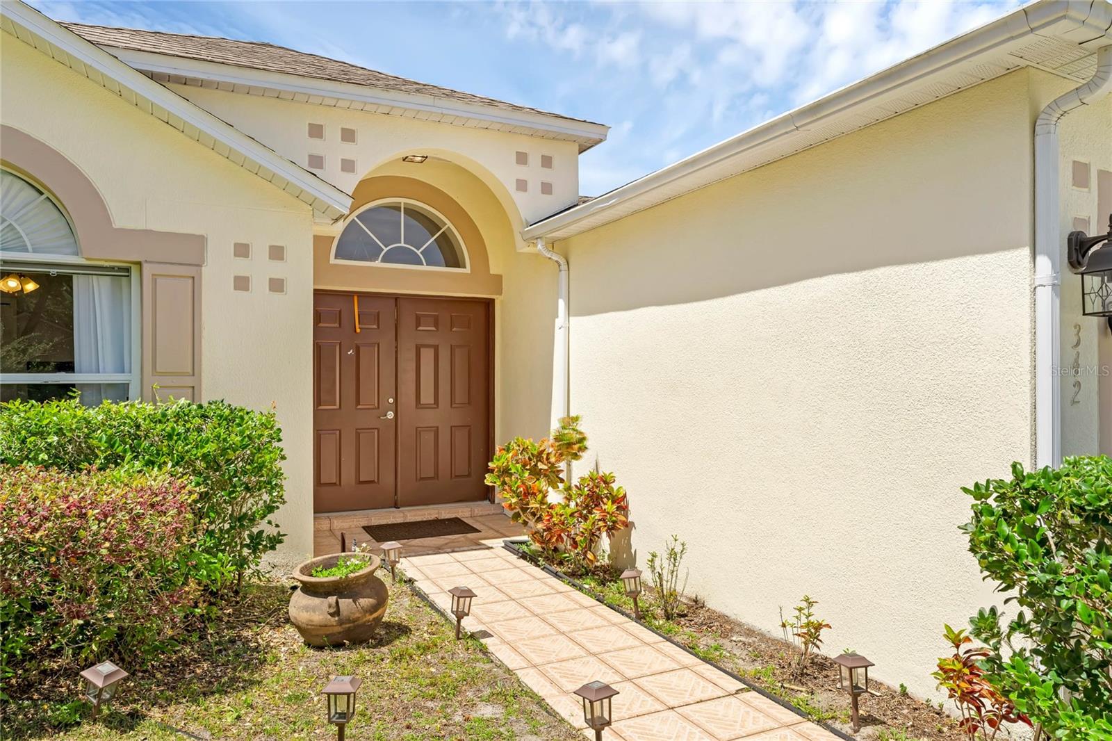 Image 3 of 21 For 342 Pleasant Gardens Drive