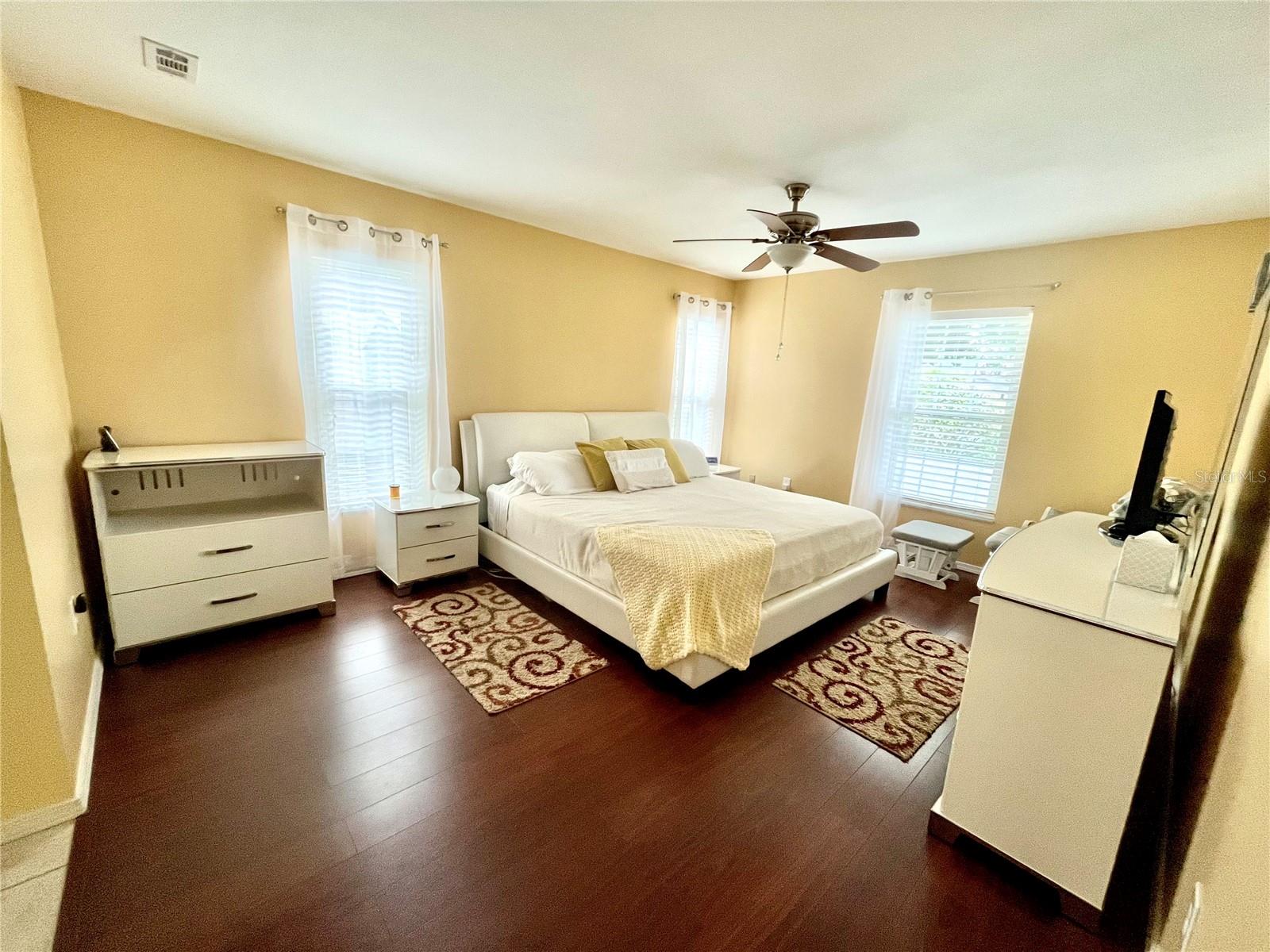 Image 10 of 27 For 7011 Archwood Drive