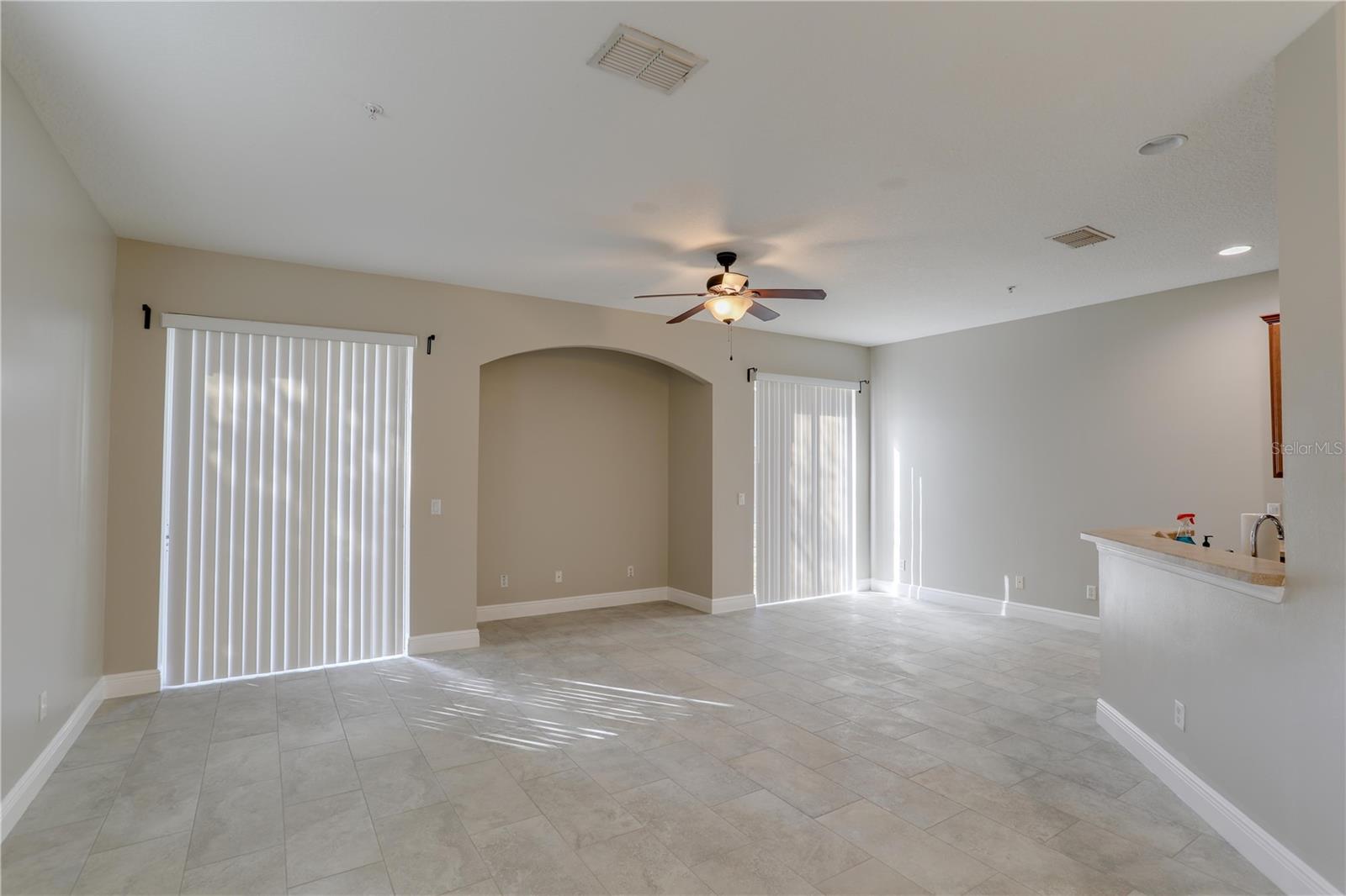 Image 3 of 21 For 946 Ashworth Overlook Drive A