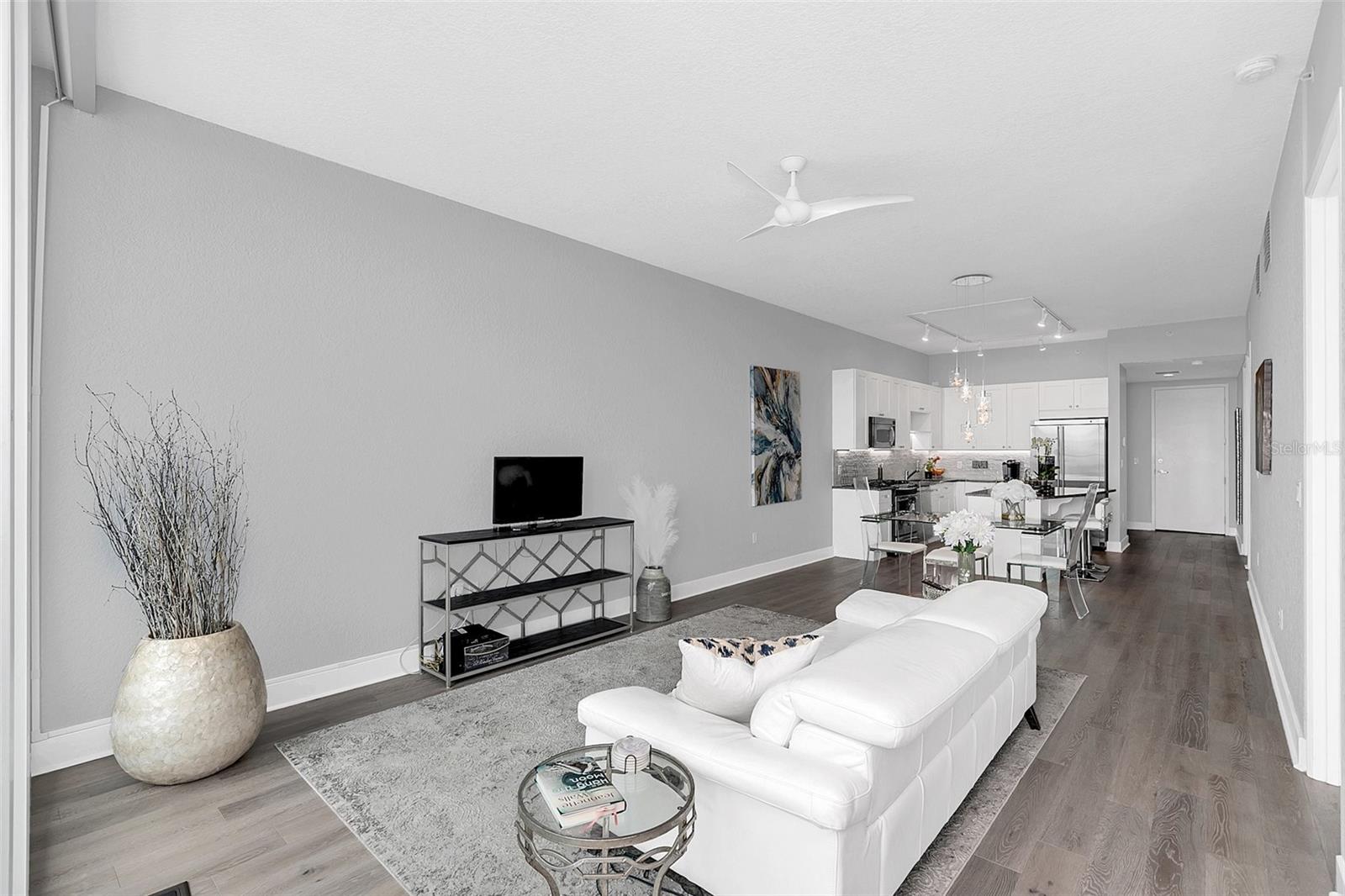 Image 11 of 30 For 150 Robinson Street 3107