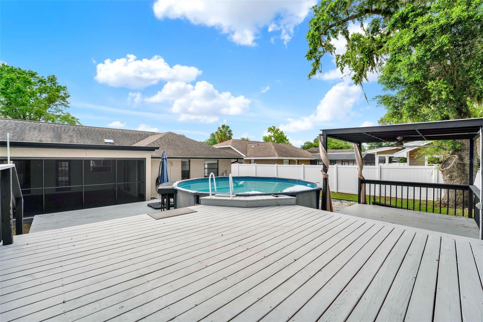 Image 45 of 50 For 679 N Endeavour Dr