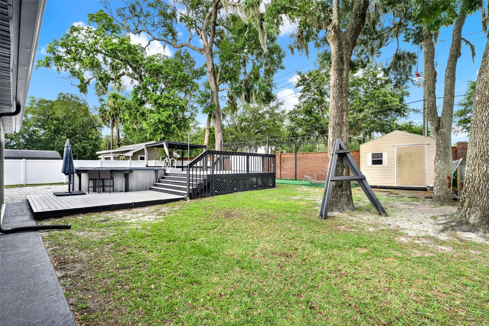 Image 47 of 50 For 679 N Endeavour Dr