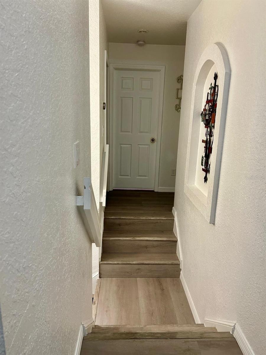 Listing photo id 20 for 932 Lake Sterling Court
