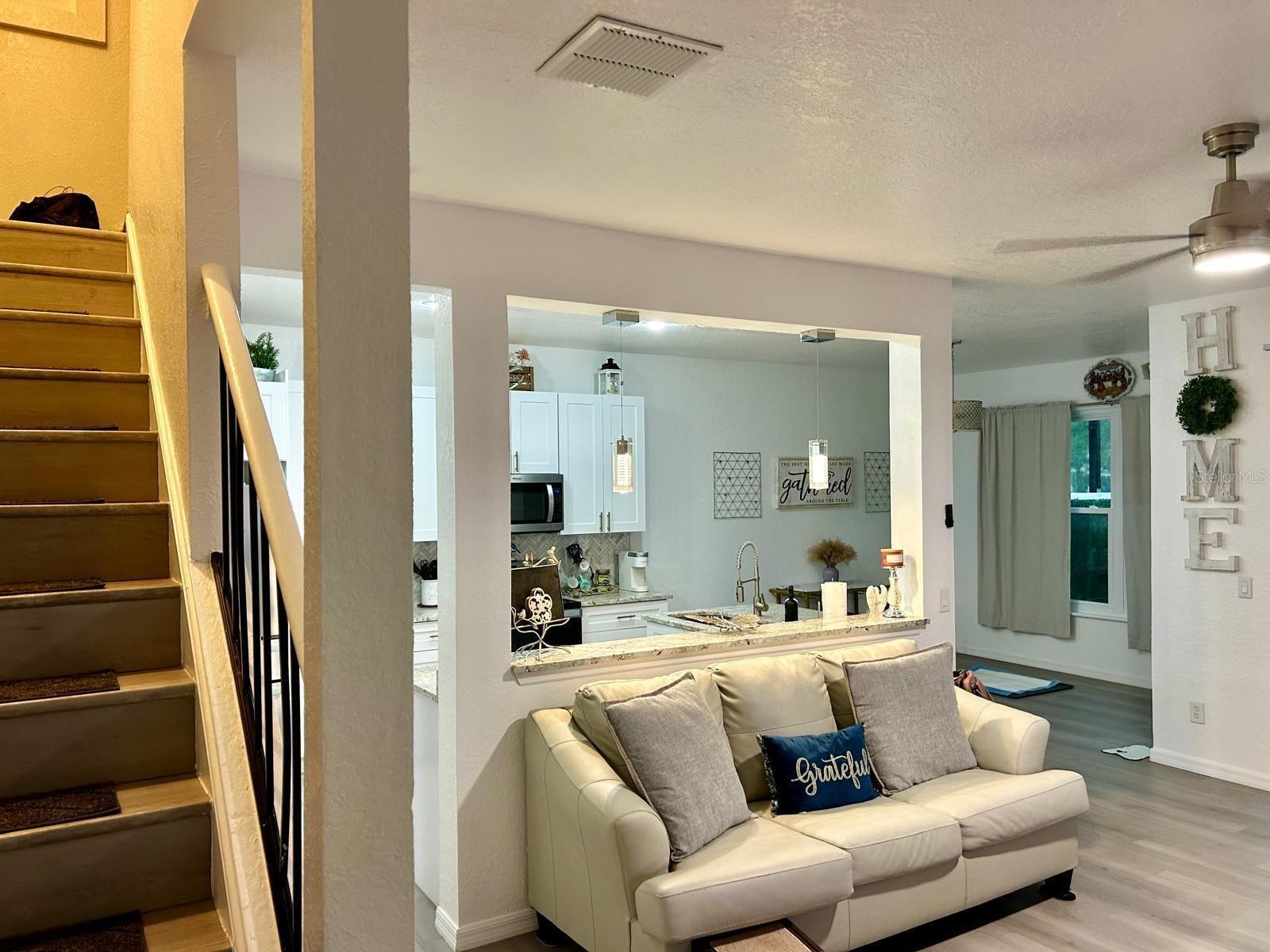 Listing photo id 1 for 932 Lake Sterling Court