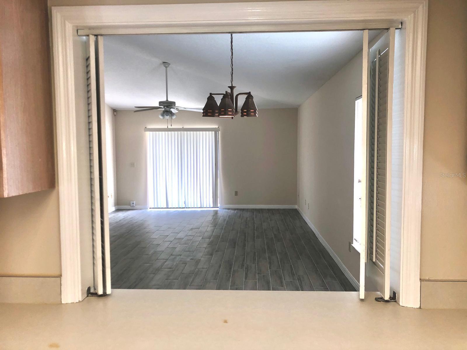 Image 10 of 39 For 8522 Sparrowhawk Court